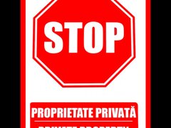 Semn stop pentru proprietate privata private property